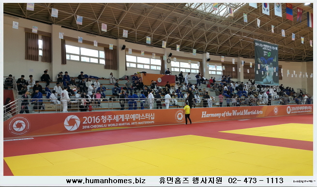 18f72407b24ac3edc4d5f61377a32e35_1474980