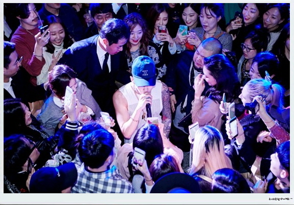 8248feb82c85279a65635136a4167af4_1479446