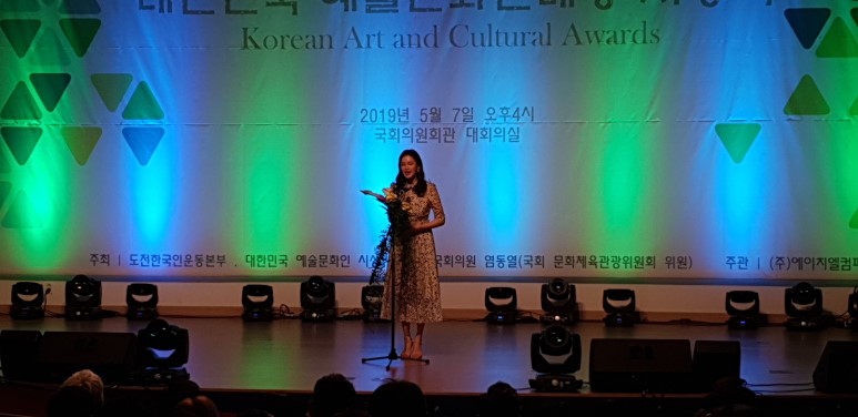 005c30805ddec40086631c6a36a34428_1558951