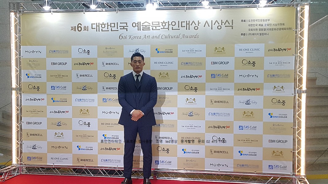 7411723ee6774995387672977d763127_1713167